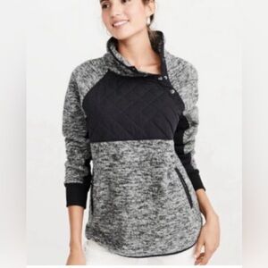 Abercrombie and Fitch Womens fleece pullover sweater Size Small